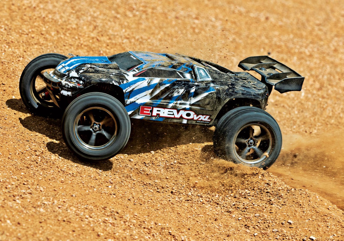 71076-8 Blue 1/16 Scale E-Revo VXL: 4X4 Brushless Monster Truck w/USB-C