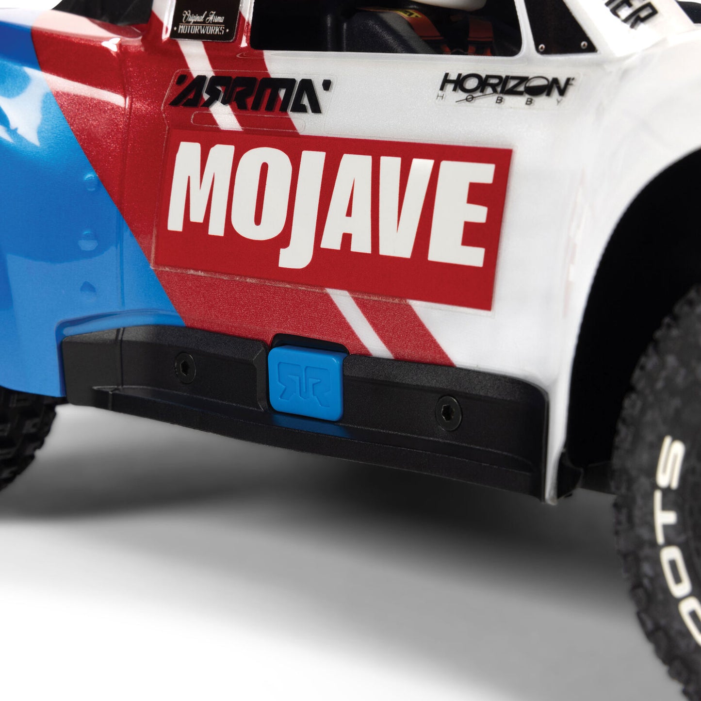 MOJAVE GROM 223S BLX Brushless 4X4 Small Scale Desert Truck RTR with Battery & Charger, White