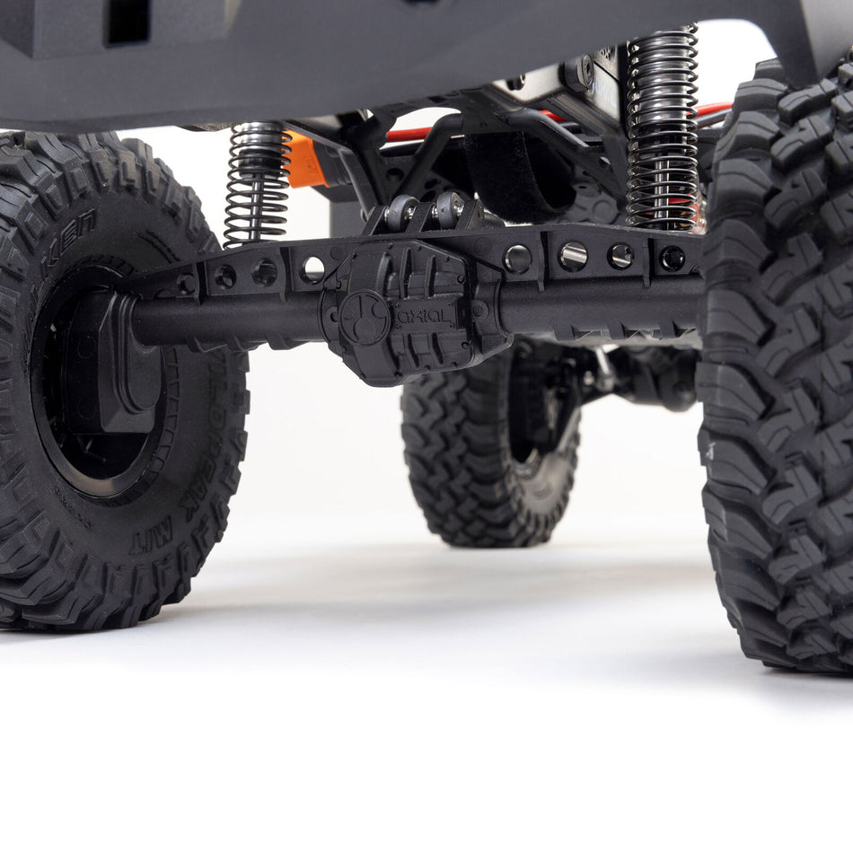Axial 1/10 SCX10 III Base Camp 4X4 Rock Crawler Brushed RTR, White