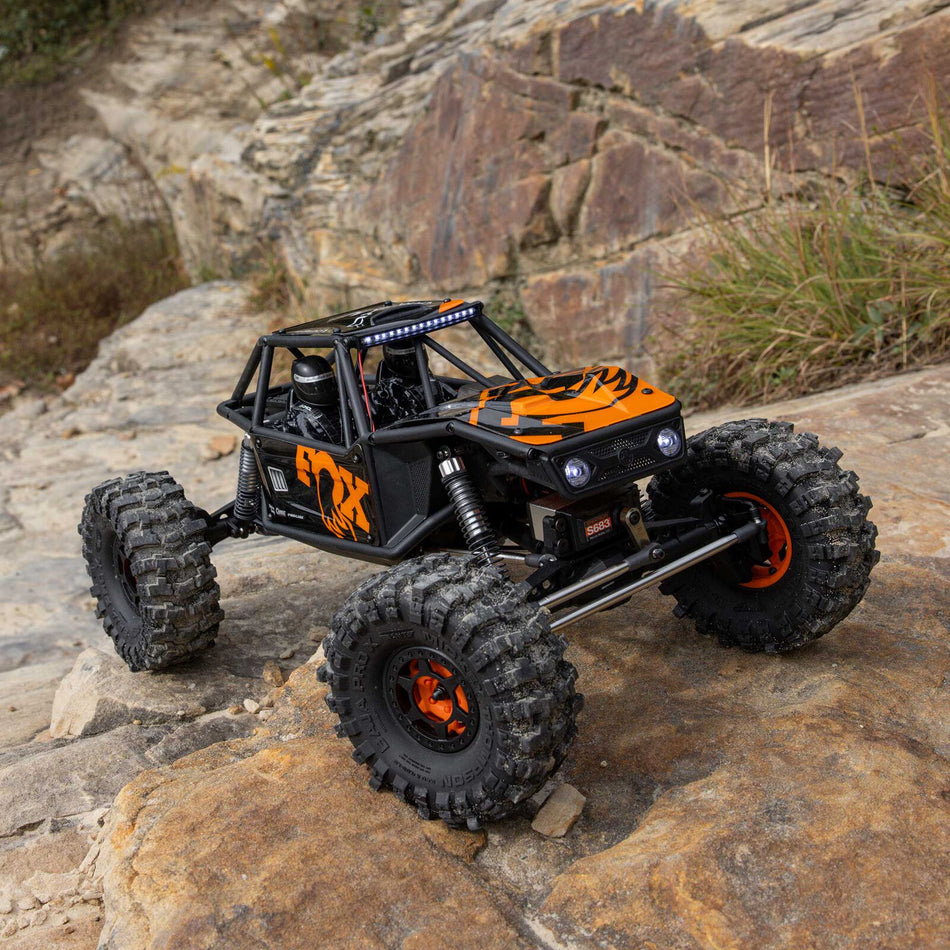 Axial AXI-1543T1 1/10 UTB10 Capra 1.9 4WS 4X4 RTR Brushed Rock Crawler Orange